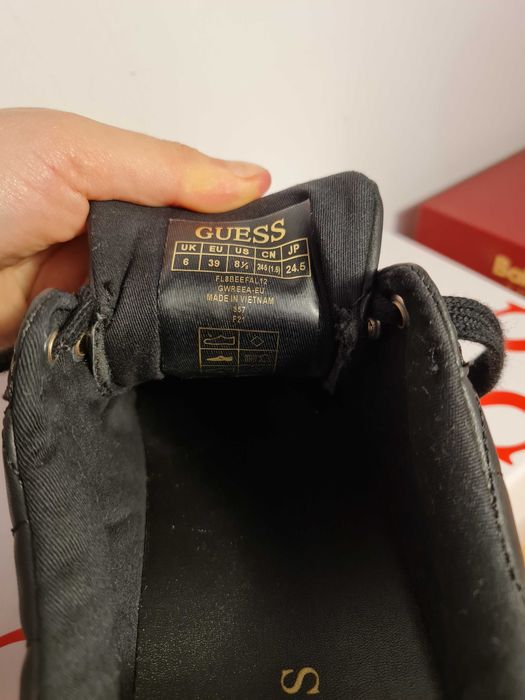 Adidasi Guess Negru