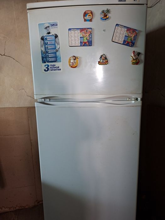 Продам холодильник