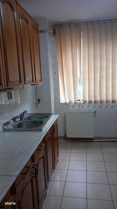 De vânzare apartament 2 camere zona Hipodrom — fotografia 1