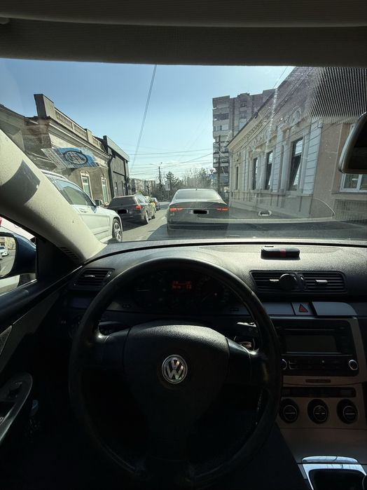 Volskwagen- Passat B6 1.9 TDI BKC