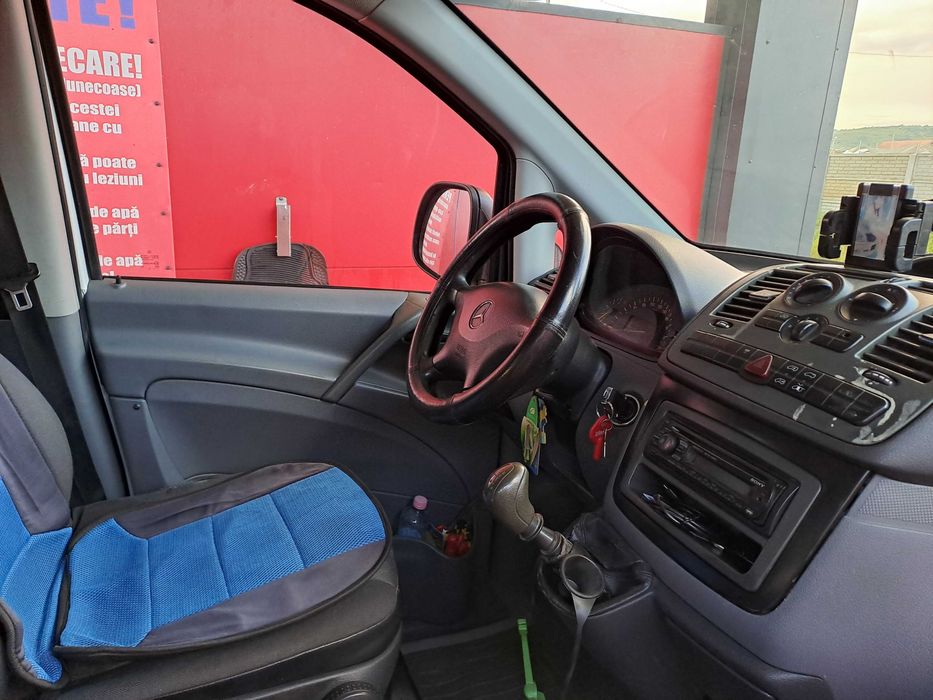 Mercedes vito 4x4 5 locuri plus marfa