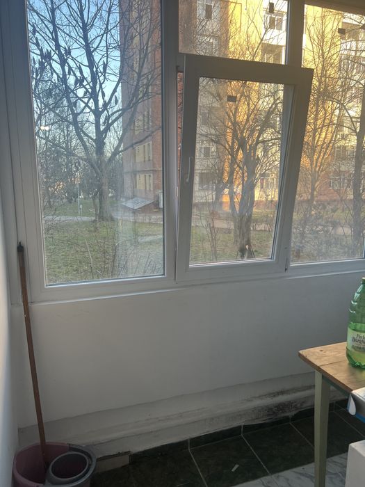 Inchiriez garsoniera pe termen lung! Detalii la telefon!!