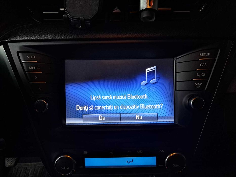 TOYOTA Avensis - diesel