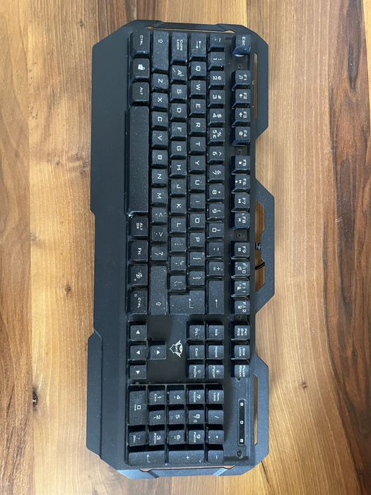 Геймърска клавиатура Trust GXT