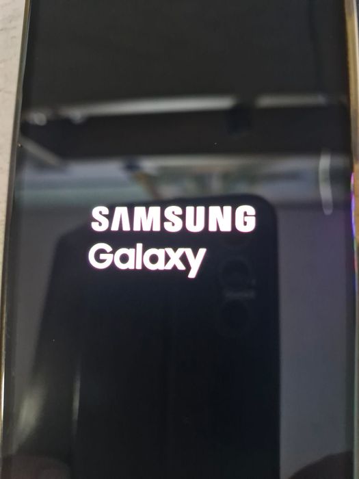 Сотовый телефон Samsung