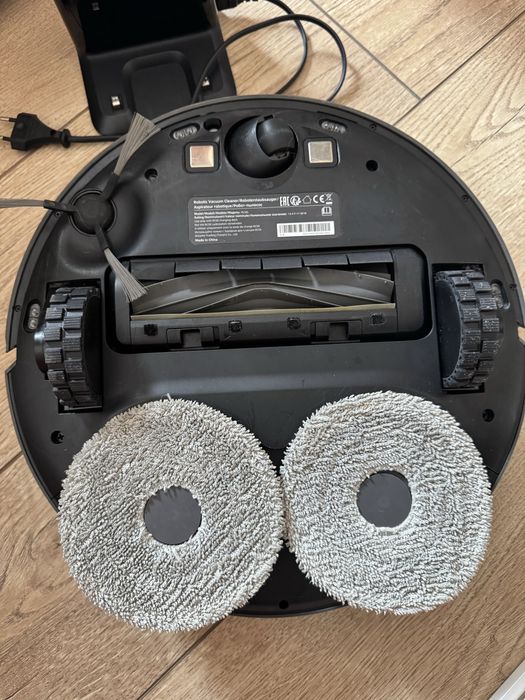 Продам Робот-пылесос DREAME L10s Pro черный