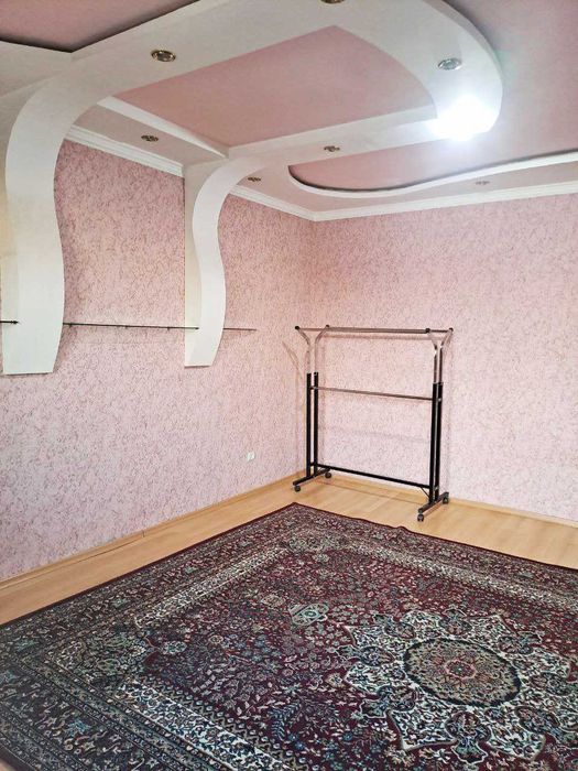 Массив Хадра, Ганга, Гофур Гулом метро ёнида кизларга без маклер