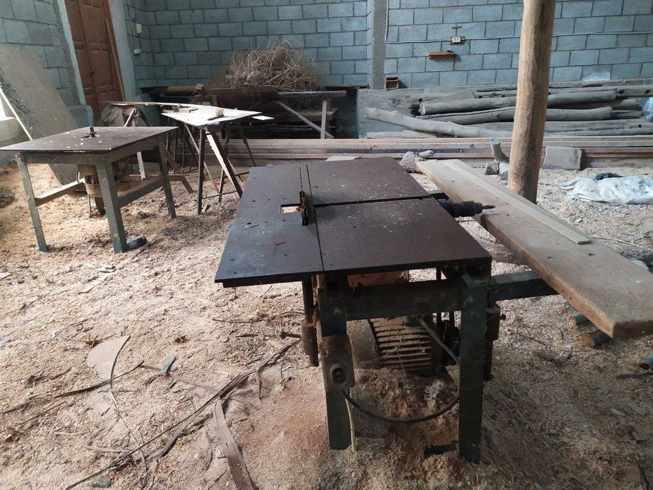 станоклар лобзик, торсовка, вертикал, универсал сотилади.