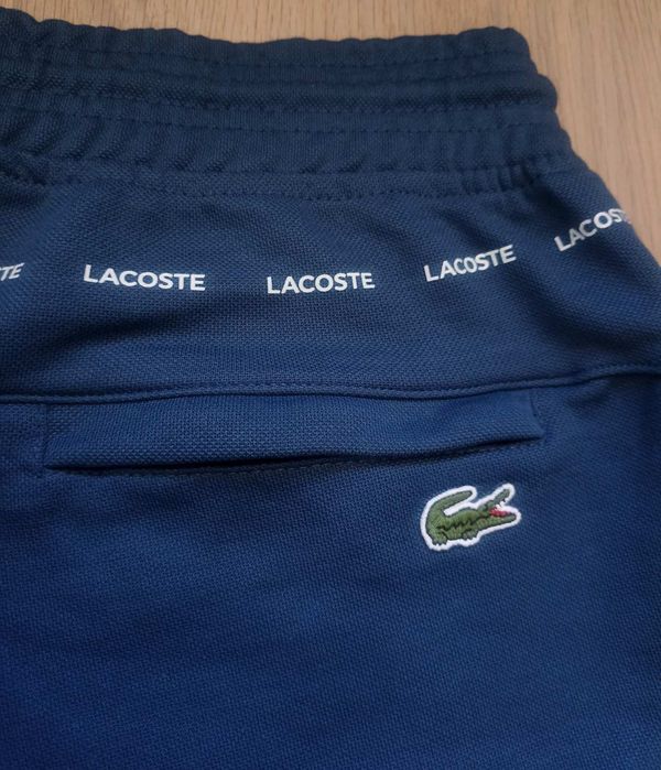 Мъжки спортни панталони Armani, Lacoste