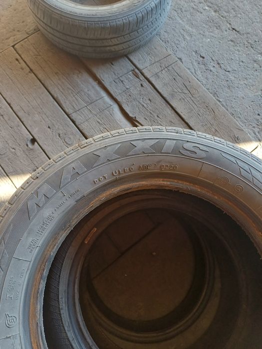 Покрышки летние максис