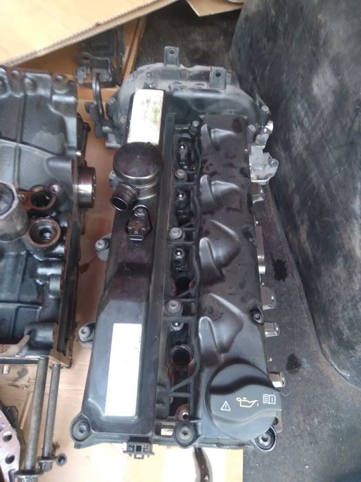 Двигател на части 651 мерцедес 220  2011г.сди