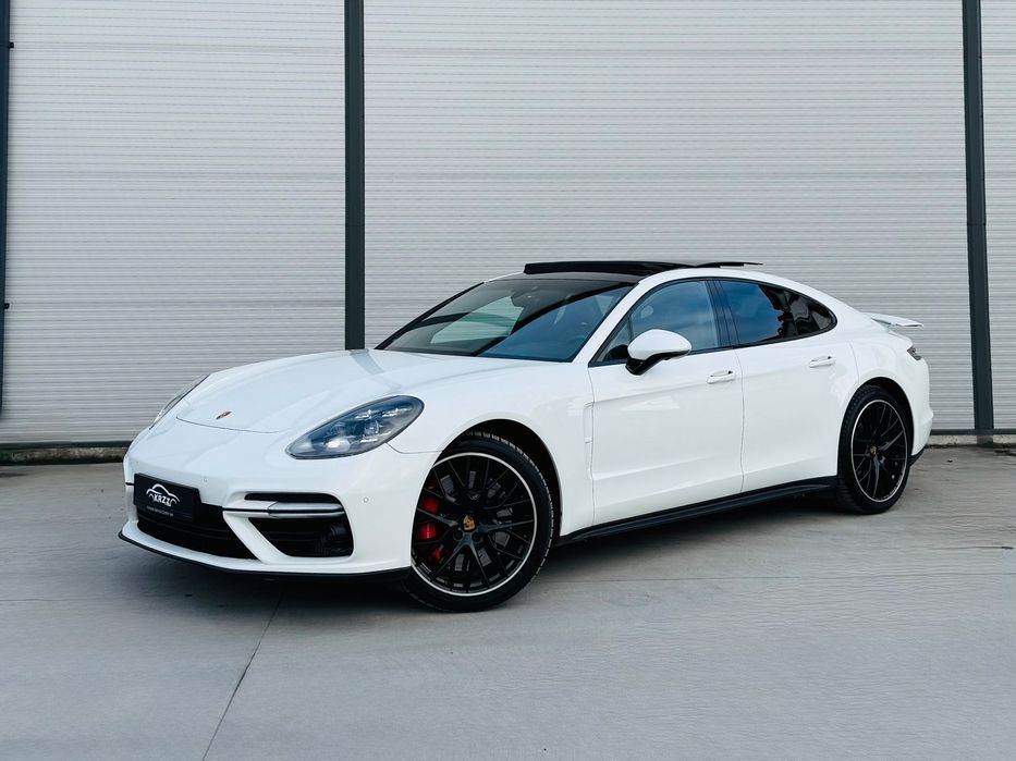 Porsche Panamera Porsche Panamera Turbo 4.0 L V8 PDK Twin-Turbo 550CP Carbon 2019