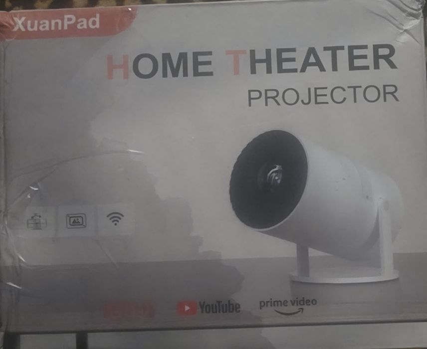 Proiector Home Theater