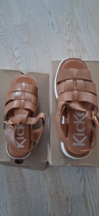 Sandale Kickers Dama marimea 39