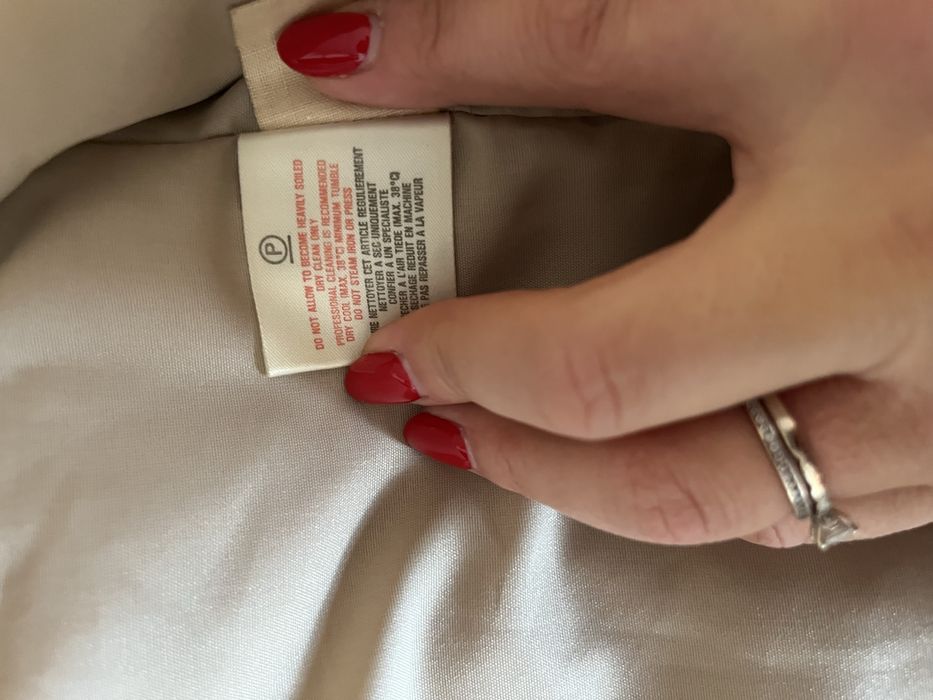 Пухкаво палто от еко косъм в бежов цвят