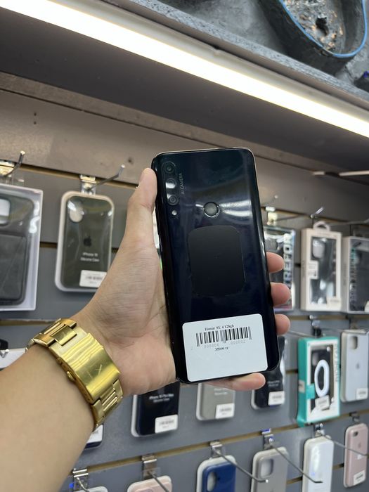 Honor 9x 138gb.    .