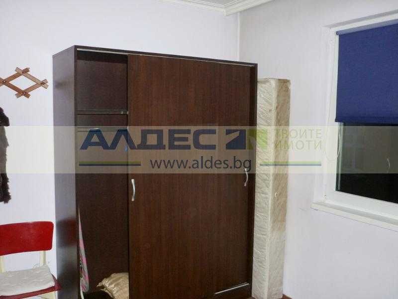 Дава се под наем Двустаен апартамент в София, Център - 75 кв.м за 598.23 € - Снимка #4