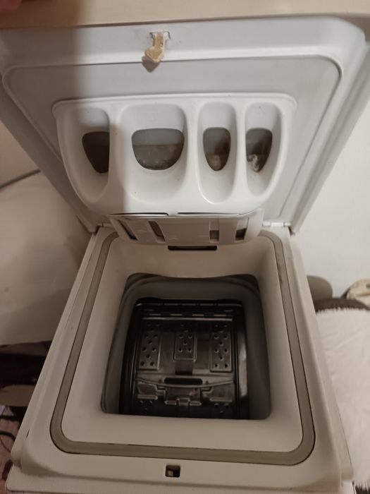 Mașină de spălat pentru piese