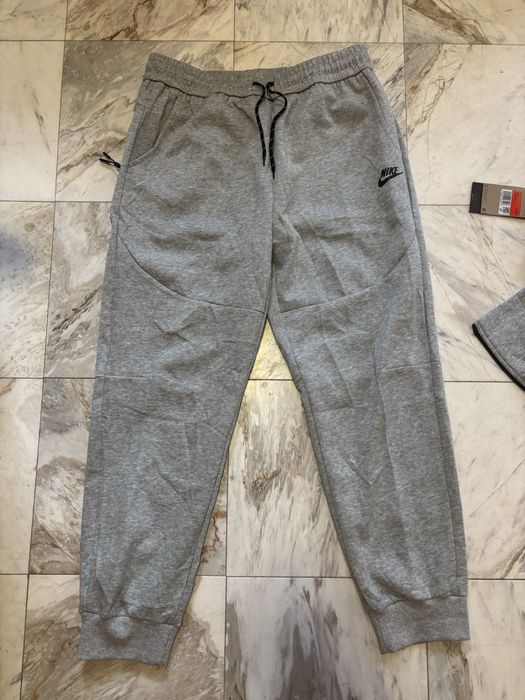 Nike tech fleece