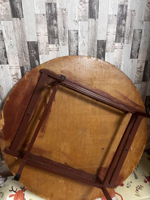 Жер үстел сатылады 5000 тг