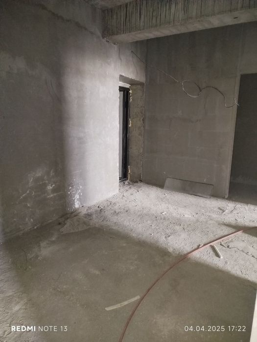 Продаётся 2х комнатная квартира в Яшнабадском районе,60кв.м.