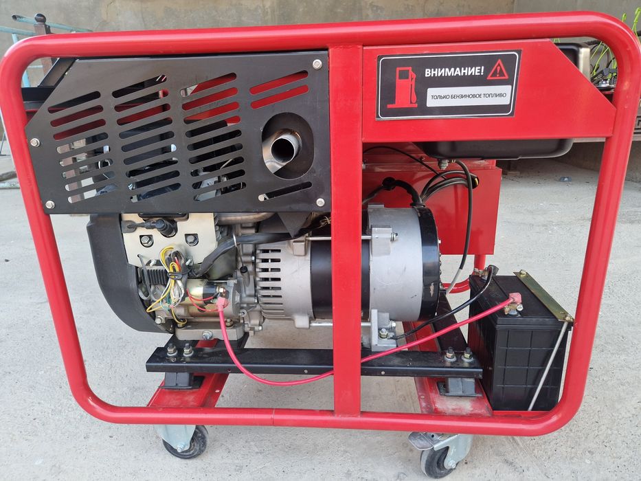 Электро генератор MAGNETTA 10кВт 220v - 380v