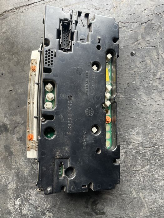 Щиток приборов с МФА фольцваген гольф 3 вента