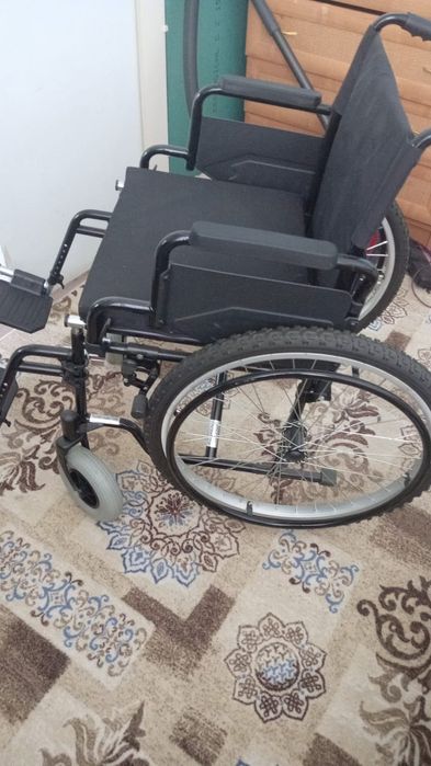 Инвалидная коляска для взрослых