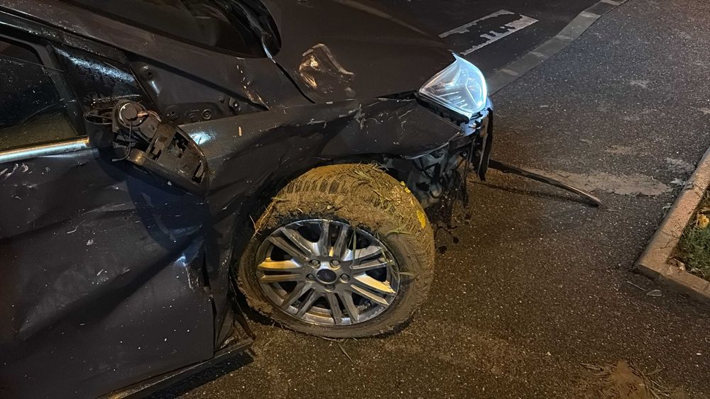 Ford Focus 2.0 Tdi automat, avariat