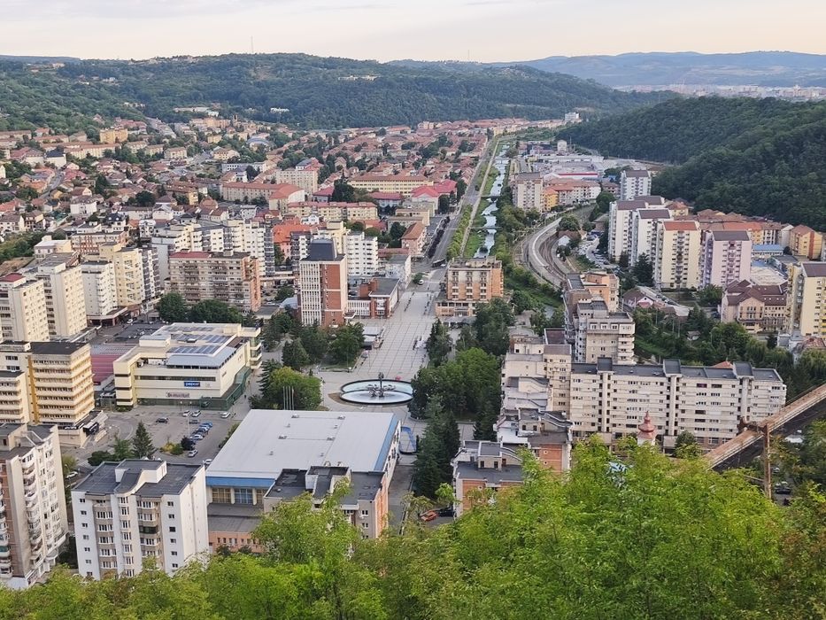 Casă de închiriat în Poiana Golului