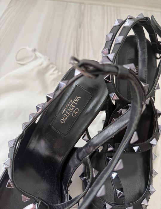 Valentino Garavani Rockstud Heels