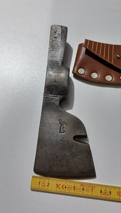 Cap topor de dulgher