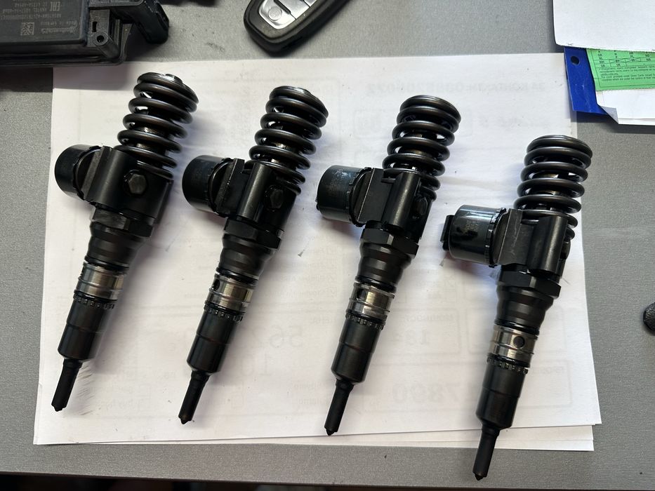 03G 130 073 G комплект дюзи за 2.0tdi-16клапана VW,Seat,Skoda,Audi