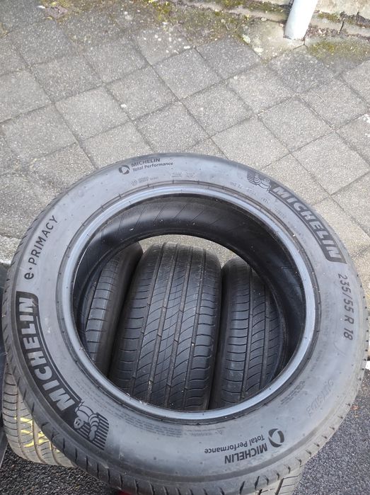 235/55/18 цола Michelin