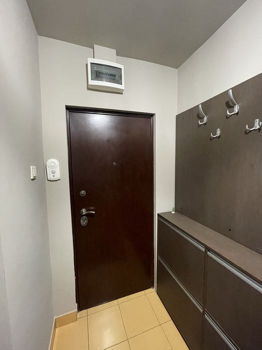 Vand apartament 2 camere, decomandat, 60mp (balcon inclus), bloc 1983