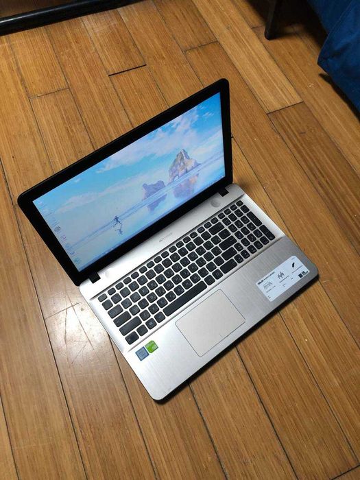 Мощный Полу игровой ASUS intel core i7 озу 8гб SSD и HDD диск два стои