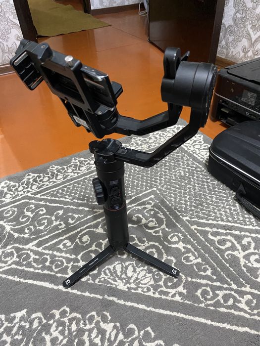 Стабилизатор Zhiuyn crane 2