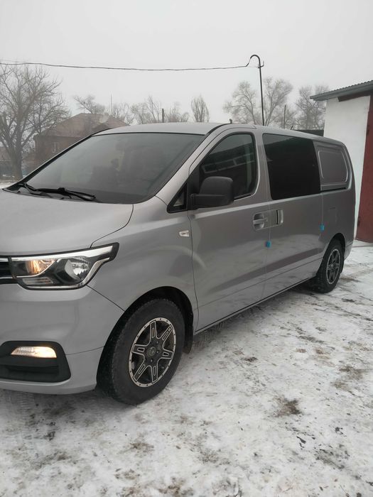 Хюндай Гранд Старекс