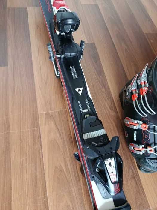 Skiuri Fischer Superior Pro, 1,70 m și clăpari Head, mărime 41