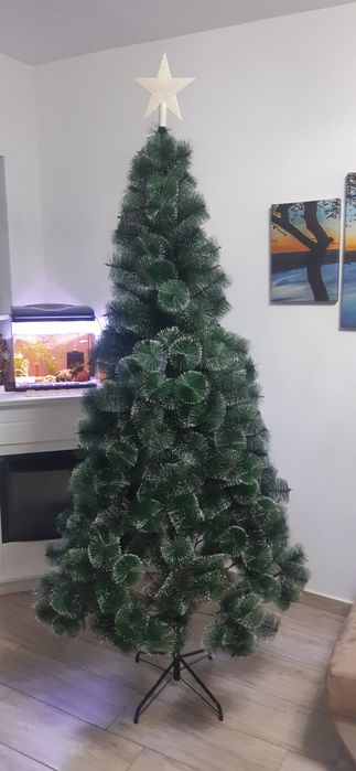 Brad artificial 220 cm