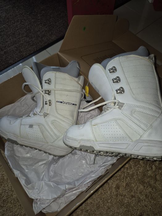 Boots   BURTON  Nr 39