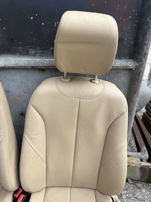 Кожен салон за BMW F30 бежов ном681