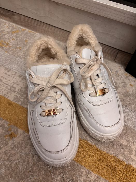 Продам зимние кроссовки Calvin Klein