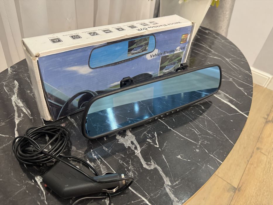 Видеорегистратор на авто
