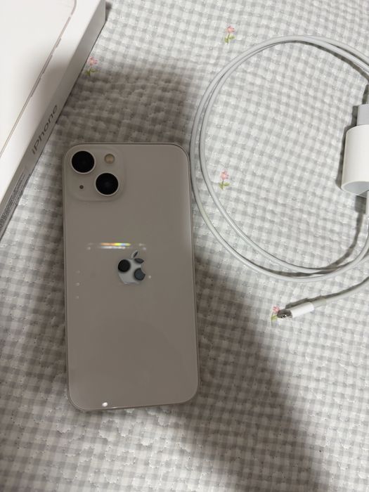 Продам iPhone 13 128 память