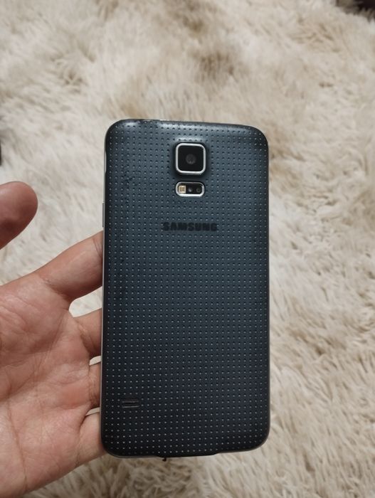 Samsung s 5 Ishlab turibdi