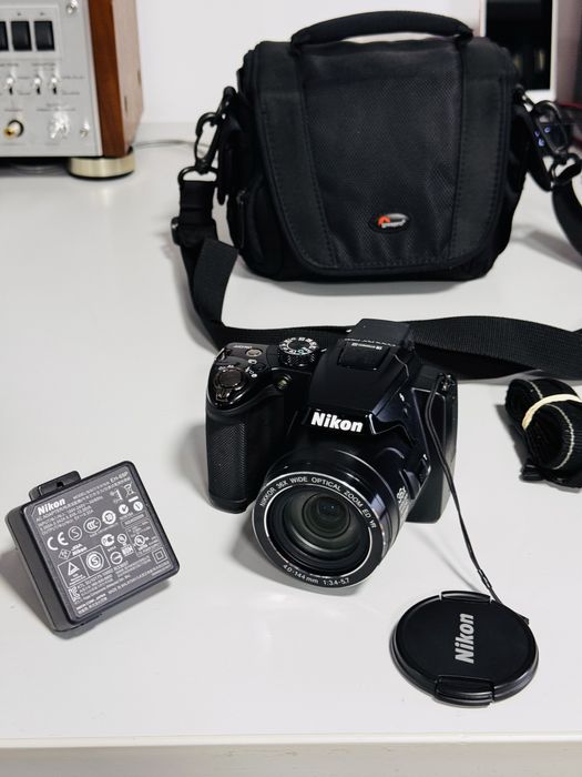 Aparat foto NIKON Coolpix P500 - ca nou - accesorizat + geantă