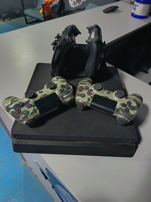 Плестешн 4 уйинлари бор