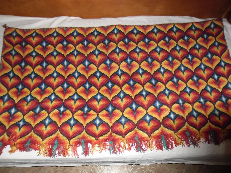 Ковьори за стена и калъвки за възглавници