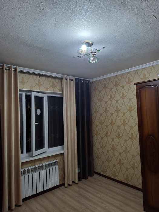 Продам 3 комнатная квартира